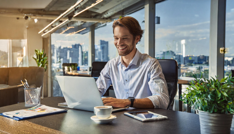 motivated-employee-on-his laptop